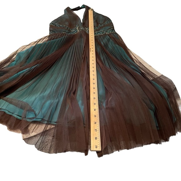 Badgley Mischka Halter Beaded Embroidery Pleated Tulle Silk Formal Dress-Size 10 - Picture 12 of 16